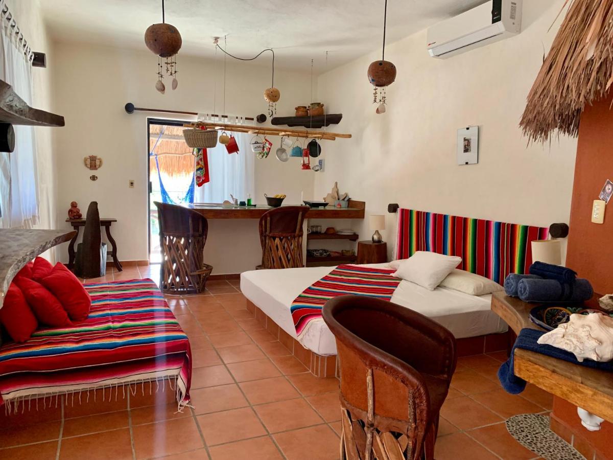 Lo Nuestro Petit Hotel Tulum Bagian luar foto