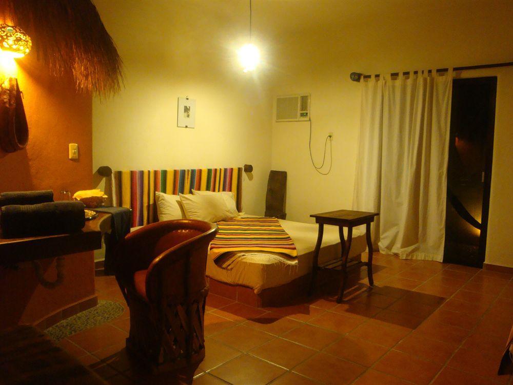 Lo Nuestro Petit Hotel Tulum Bagian luar foto