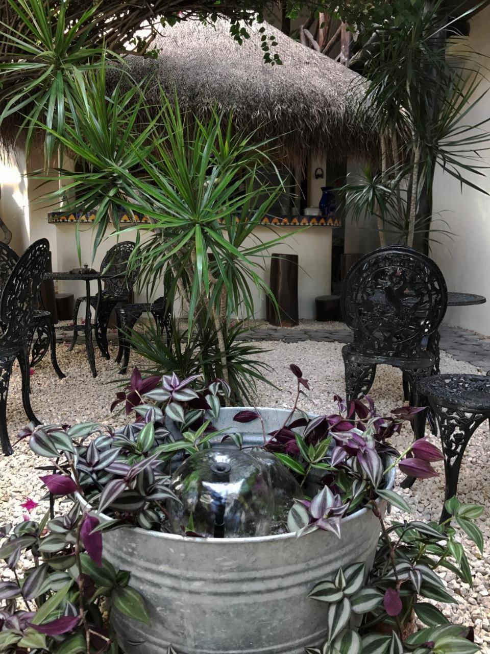 Lo Nuestro Petit Hotel Tulum Bagian luar foto