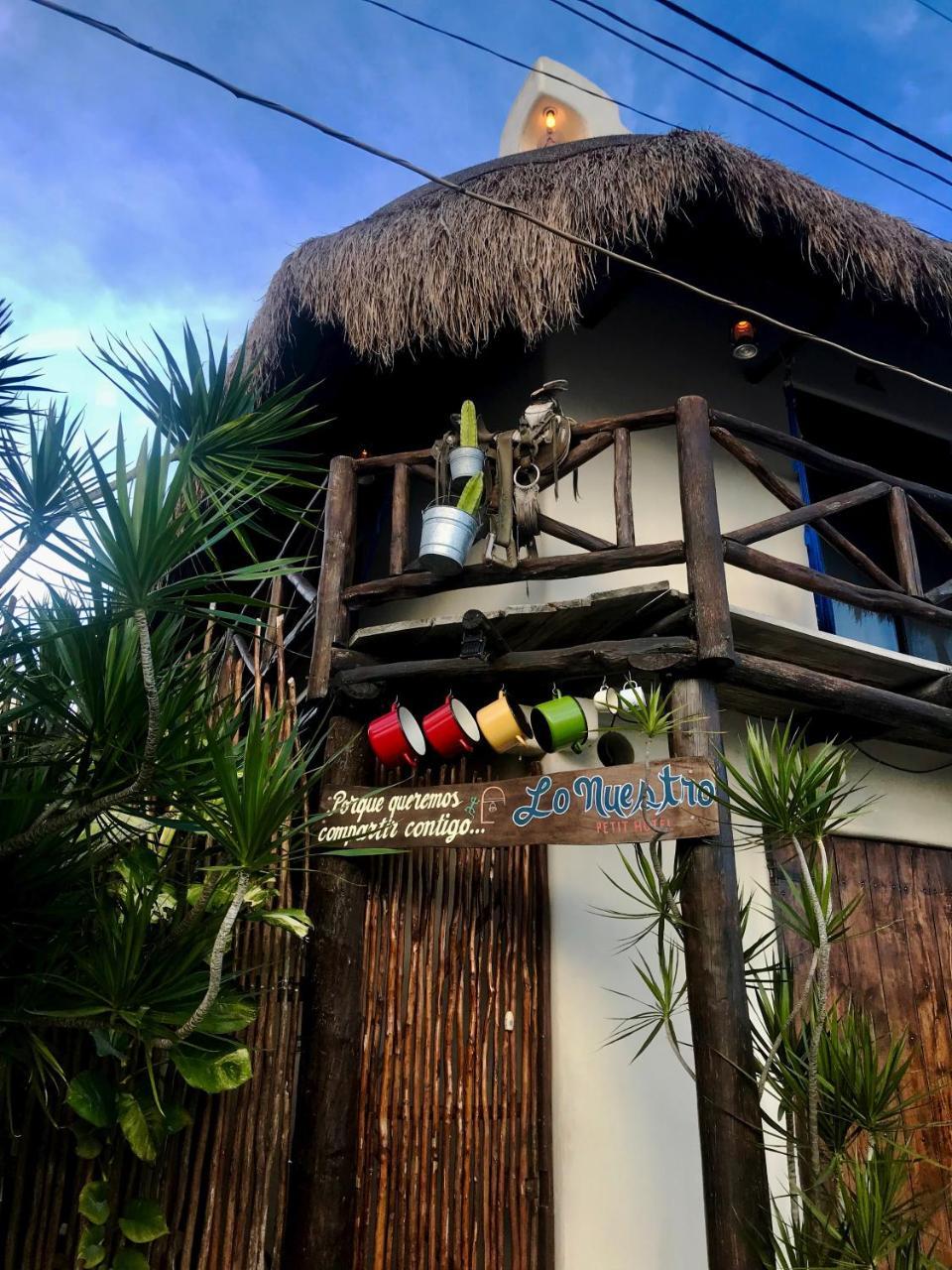 Lo Nuestro Petit Hotel Tulum Bagian luar foto
