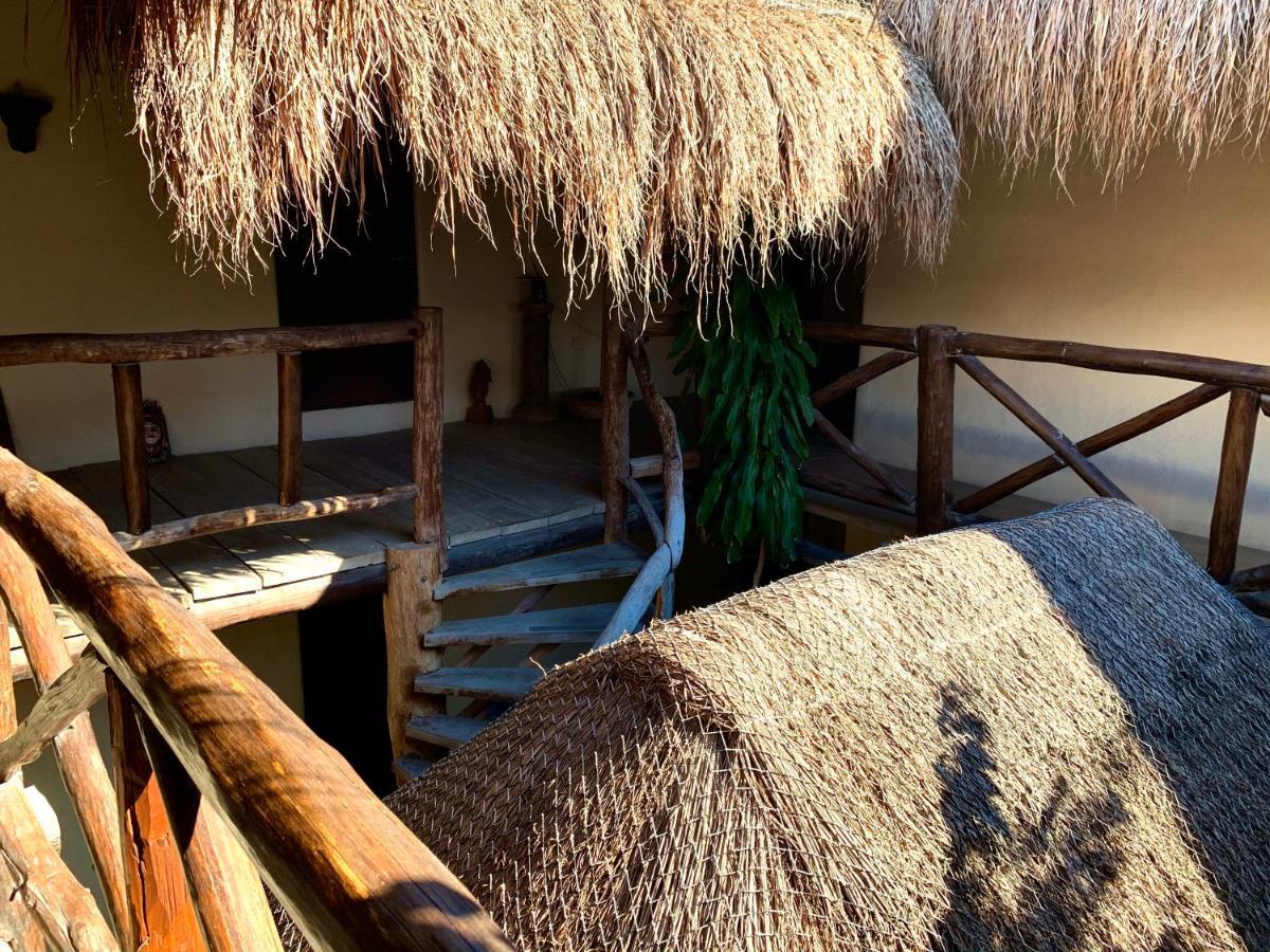 Lo Nuestro Petit Hotel Tulum Bagian luar foto