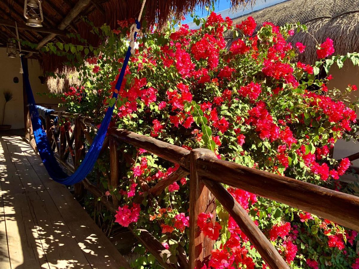 Lo Nuestro Petit Hotel Tulum Bagian luar foto